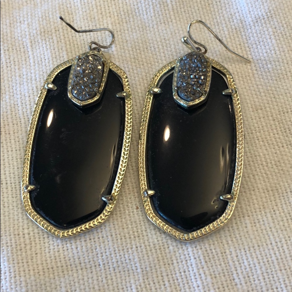 Black with gray drusy Kendra Scott earrings